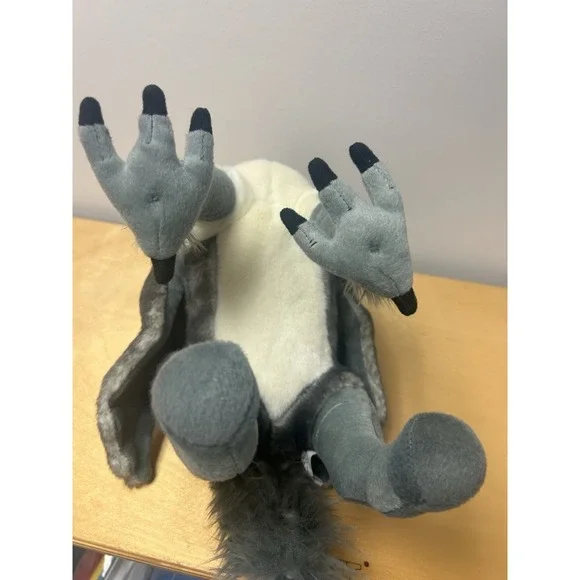 Harry Potter Buckbeak Hippogriff Plush 13" - Picture 7 of 7